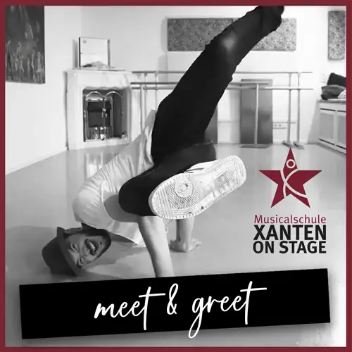 mockup-social-media-xos