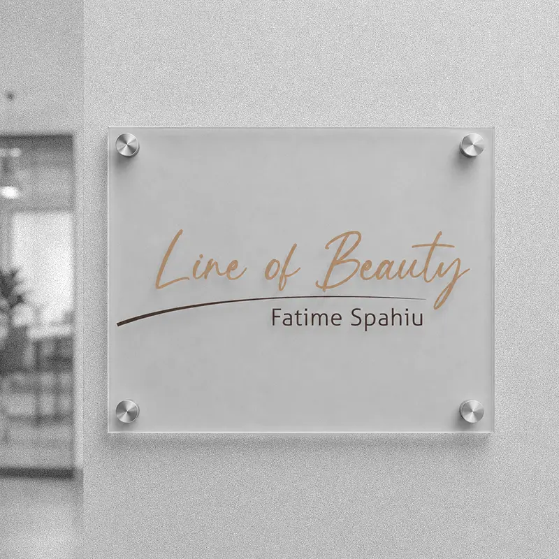 Logo-Relaunch für Line of Beauty Acrylschild mit dem überarbeiteten Logo von Line of Beauty in Kleve